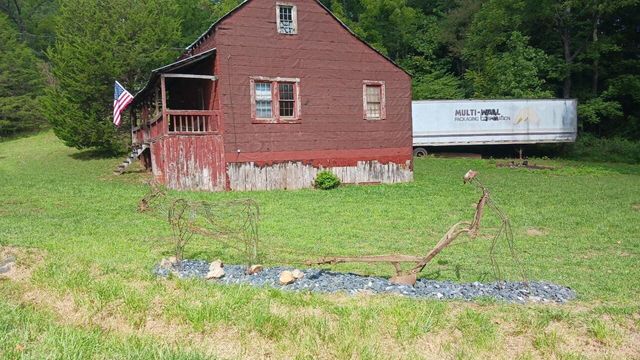 19660 FRANKLIN ST, Ferrum, VA 24088