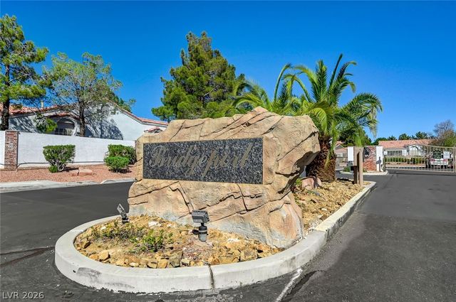 8828 Crystal Port Avenue, Las Vegas, NV 89147
