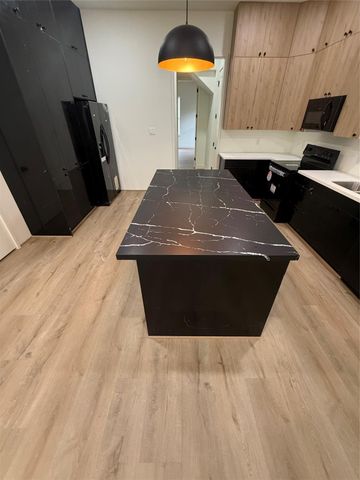 1815 Mckee Street, Houston, TX 77009