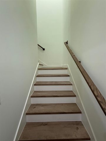 1815 Mckee Street, Houston, TX 77009