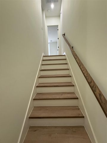 1815 Mckee Street, Houston, TX 77009