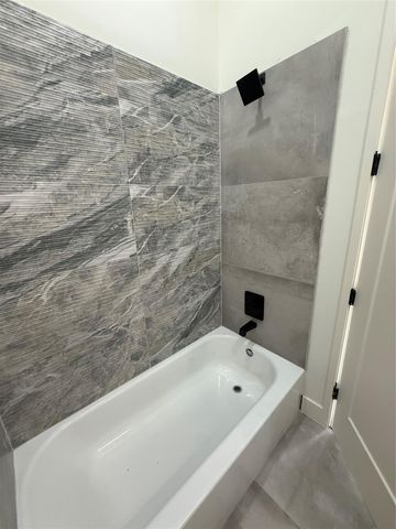 1815 Mckee Street, Houston, TX 77009