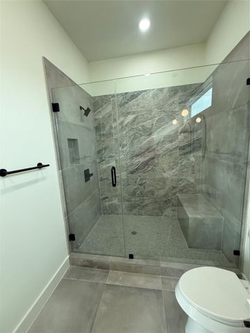 1815 Mckee Street, Houston, TX 77009