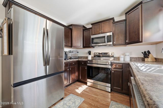 322 Tamarack Drive, Ayden, NC 28513