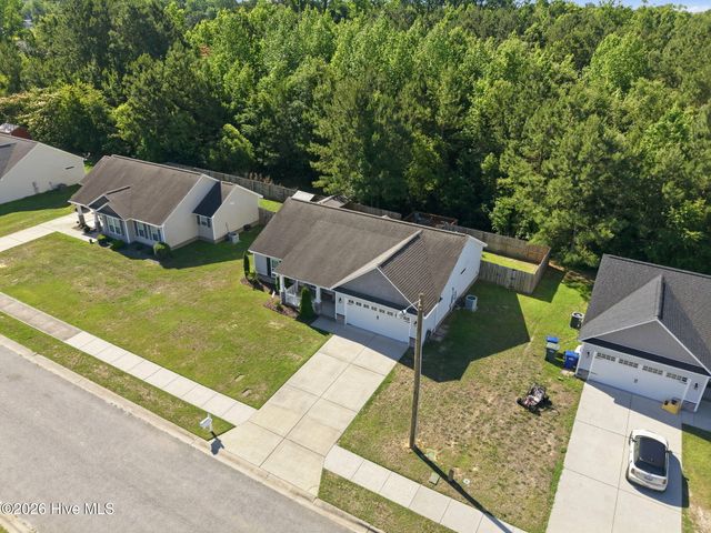 322 Tamarack Drive, Ayden, NC 28513