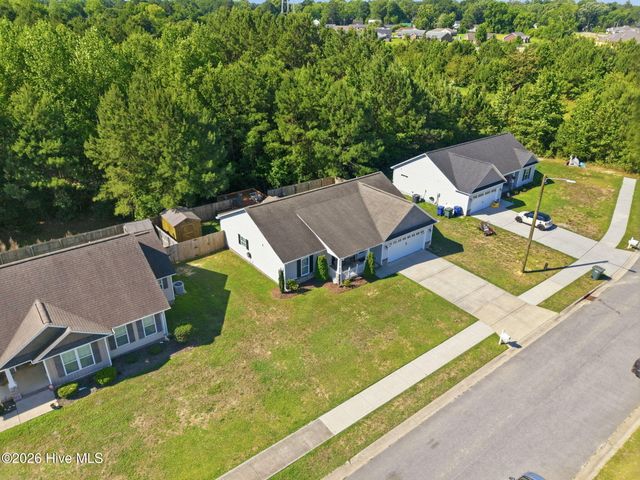 322 Tamarack Drive, Ayden, NC 28513