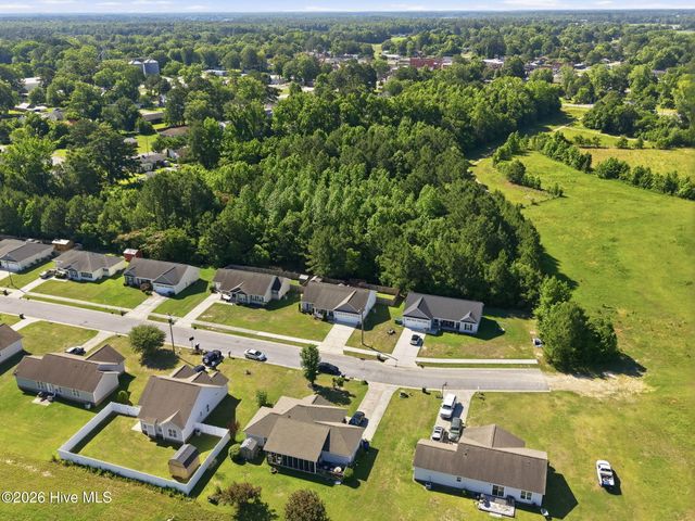 322 Tamarack Drive, Ayden, NC 28513