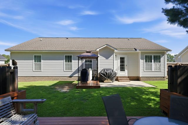 322 Tamarack Drive, Ayden, NC 28513
