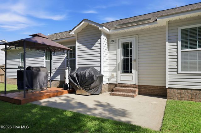322 Tamarack Drive, Ayden, NC 28513