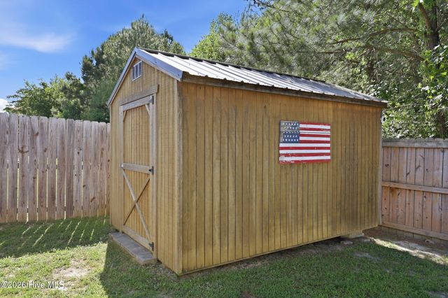 322 Tamarack Drive, Ayden, NC 28513