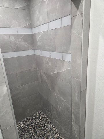 5804 NE Minnow Ln, Elgin, OK 73538