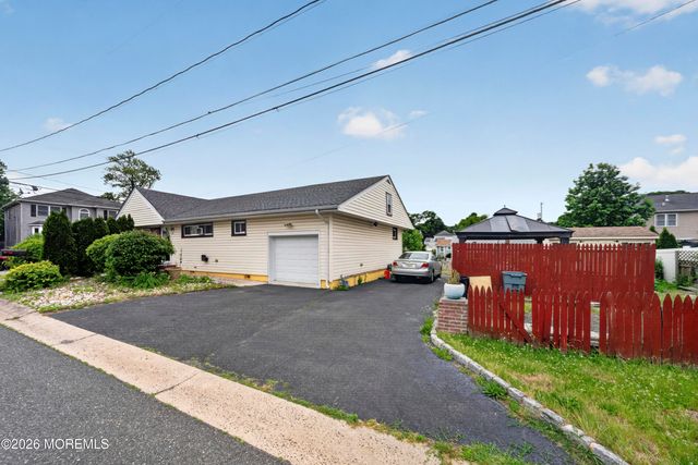 101 Marjorie Street, Cliffwood, NJ 07721