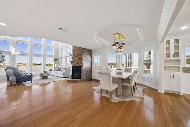 807 N Shore Drive, Kemah, TX 77565