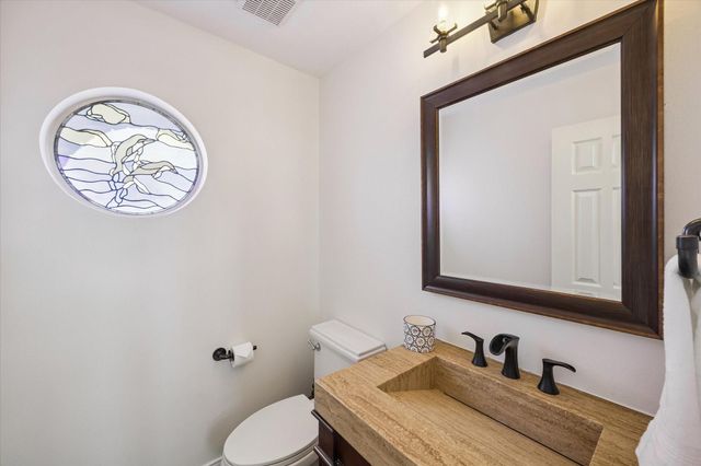 807 N Shore Drive, Kemah, TX 77565