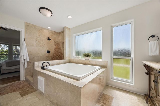 807 N Shore Drive, Kemah, TX 77565