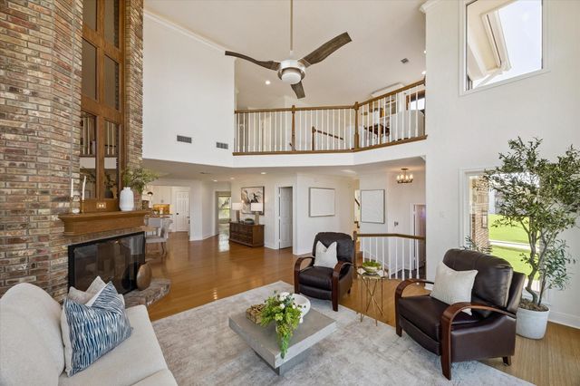 807 N Shore Drive, Kemah, TX 77565