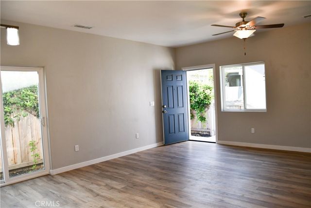 132 S Lime, Orange, CA 92868