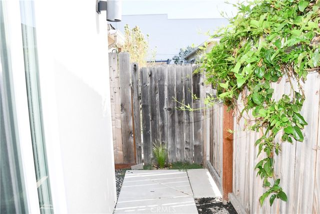 132 S Lime, Orange, CA 92868