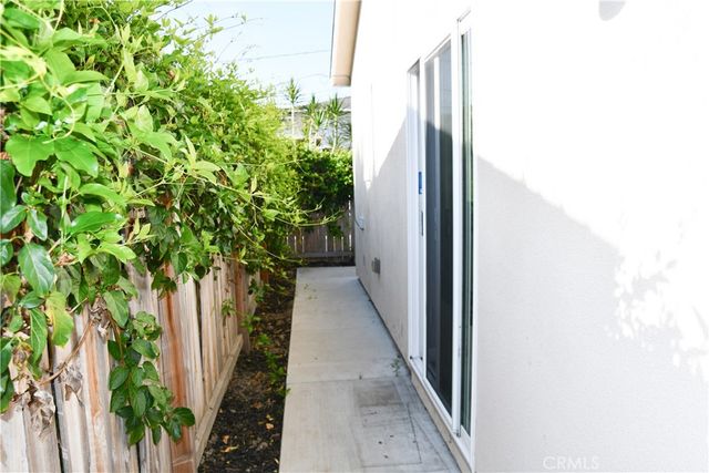 132 S Lime, Orange, CA 92868