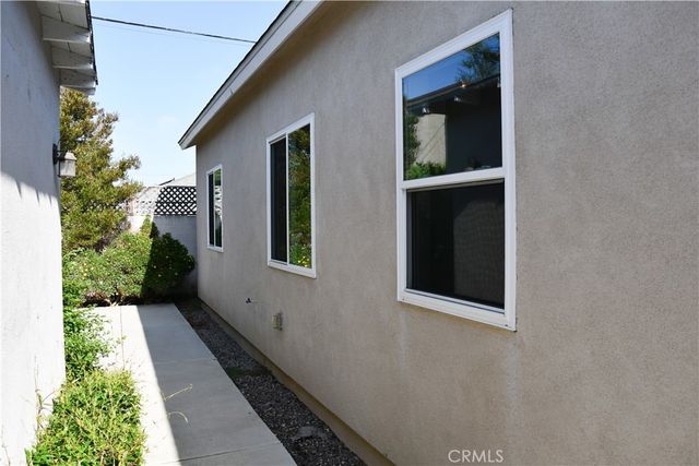 132 S Lime, Orange, CA 92868