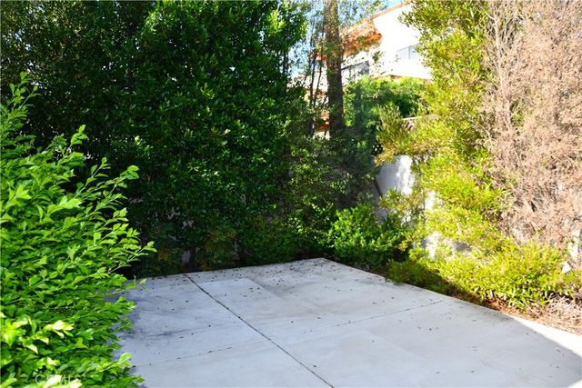 132 S Lime, Orange, CA 92868