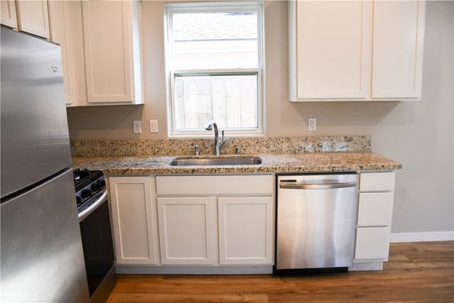 132 S Lime, Orange, CA 92868