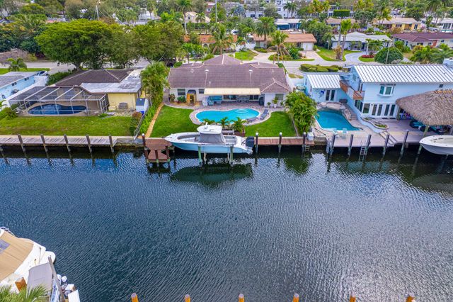 2281 SE 11th Street, Pompano Beach, FL 33062