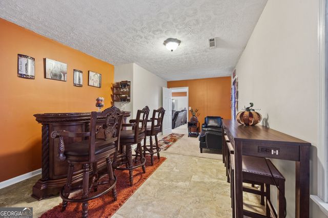 11600 Spring Lake Way, Fayetteville, GA 30215