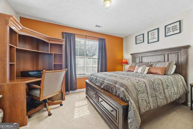 11600 Spring Lake Way, Fayetteville, GA 30215