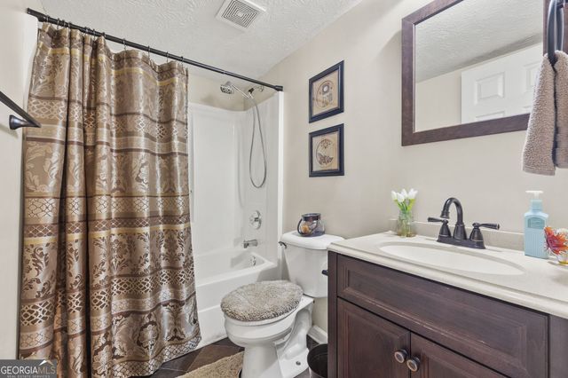 11600 Spring Lake Way, Fayetteville, GA 30215