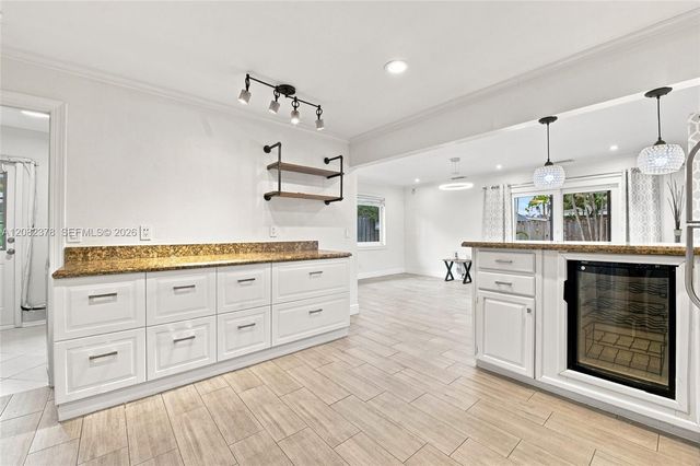 4620 NE 5th Avenue, Oakland Park, FL 33334