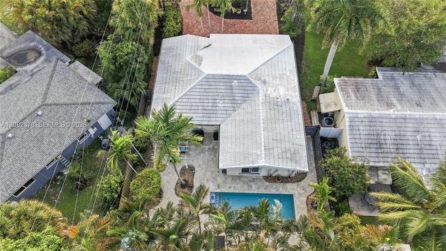 4620 NE 5th Avenue, Oakland Park, FL 33334