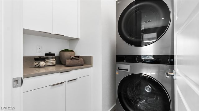 5178 Meraki Avenue, Las Vegas, NV 89141