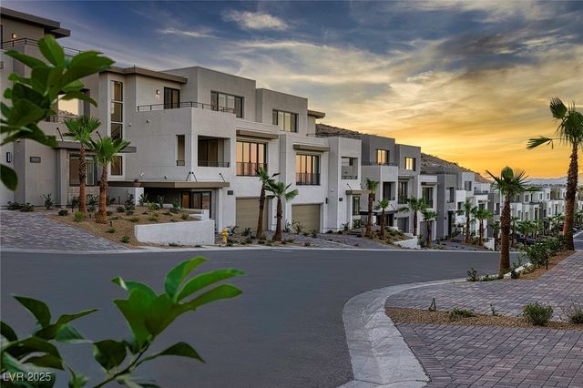 5178 Meraki Avenue, Las Vegas, NV 89141