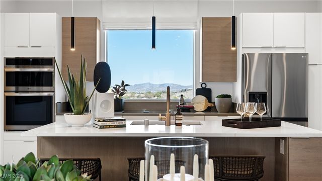 5178 Meraki Avenue, Las Vegas, NV 89141