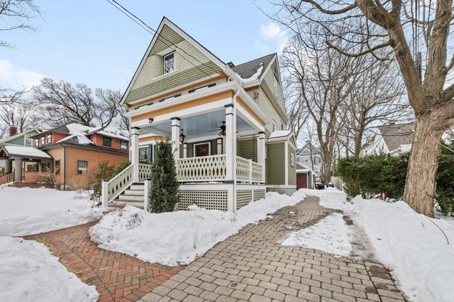 19 Chestnut Ter, Newton, MA 02459