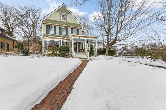 19 Chestnut Ter, Newton, MA 02459