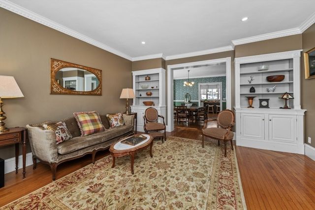 19 Chestnut Ter, Newton, MA 02459