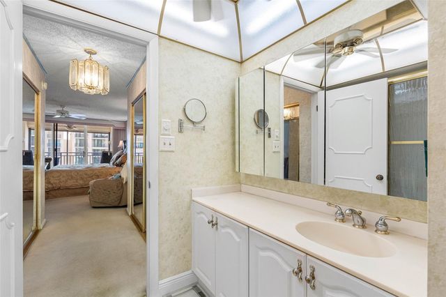 1430 GULF BOULEVARD 501, Clearwater Beach, FL 33767