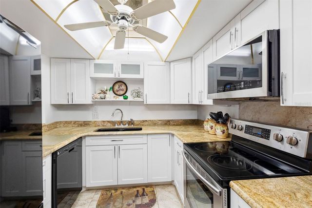 1430 GULF BOULEVARD 501, Clearwater Beach, FL 33767