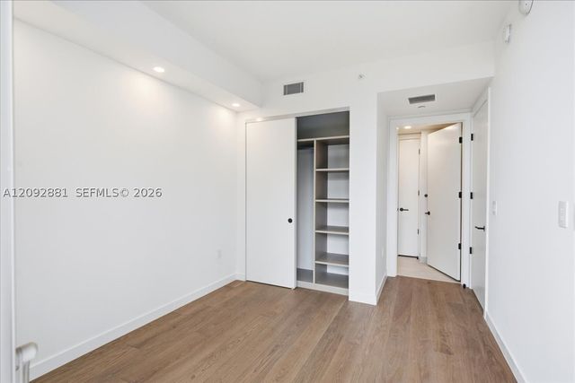 2200 Brickell Ave 301, Miami, FL 33129