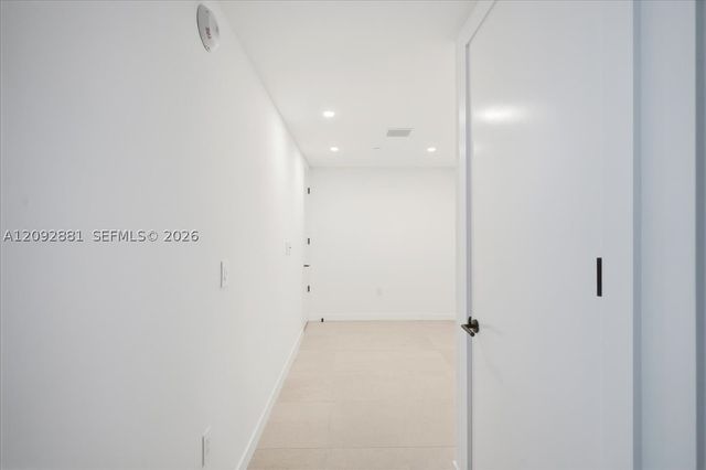 2200 Brickell Ave 301, Miami, FL 33129