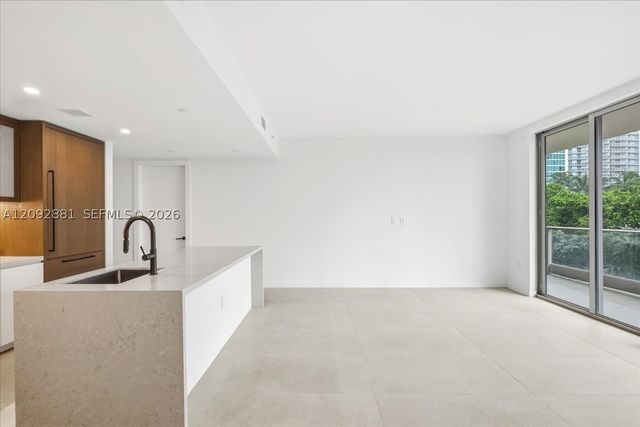 2200 Brickell Ave 301, Miami, FL 33129