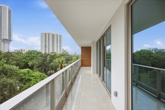 2200 Brickell Ave 301, Miami, FL 33129
