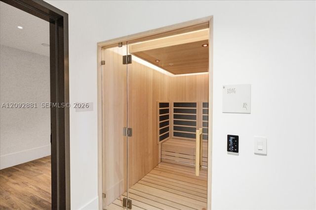 2200 Brickell Ave 301, Miami, FL 33129