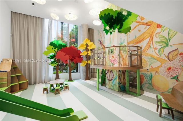 2200 Brickell Ave 301, Miami, FL 33129