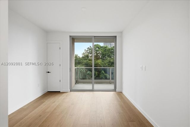 2200 Brickell Ave 301, Miami, FL 33129
