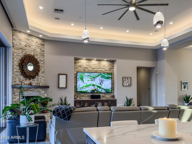 8827 S SANTA ELIZABETH Drive, Goodyear, AZ 85338