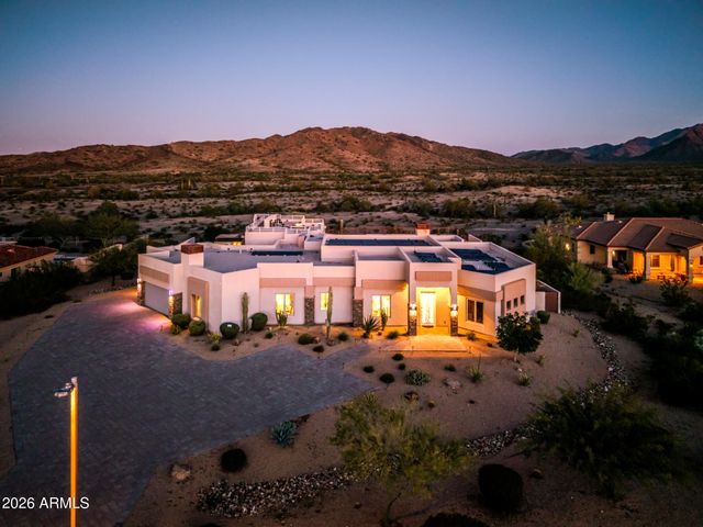 8827 S SANTA ELIZABETH Drive, Goodyear, AZ 85338