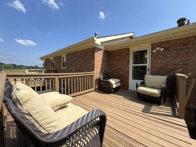 3089 Woody Ln, Clarksville, TN 37043